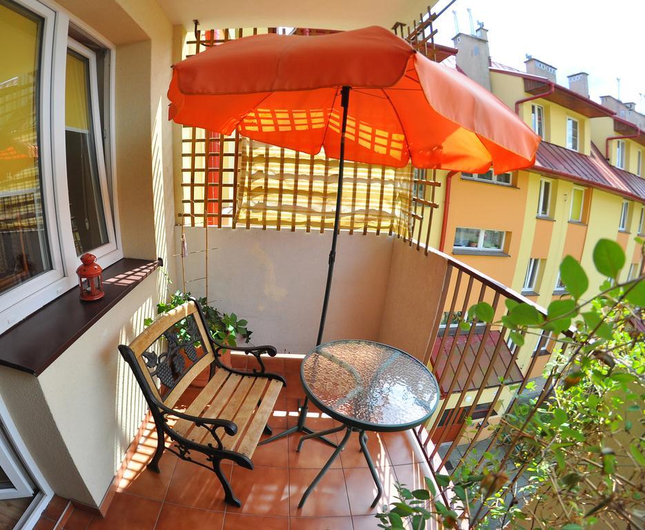 Cozy Apartment In 타르노프 외부 사진