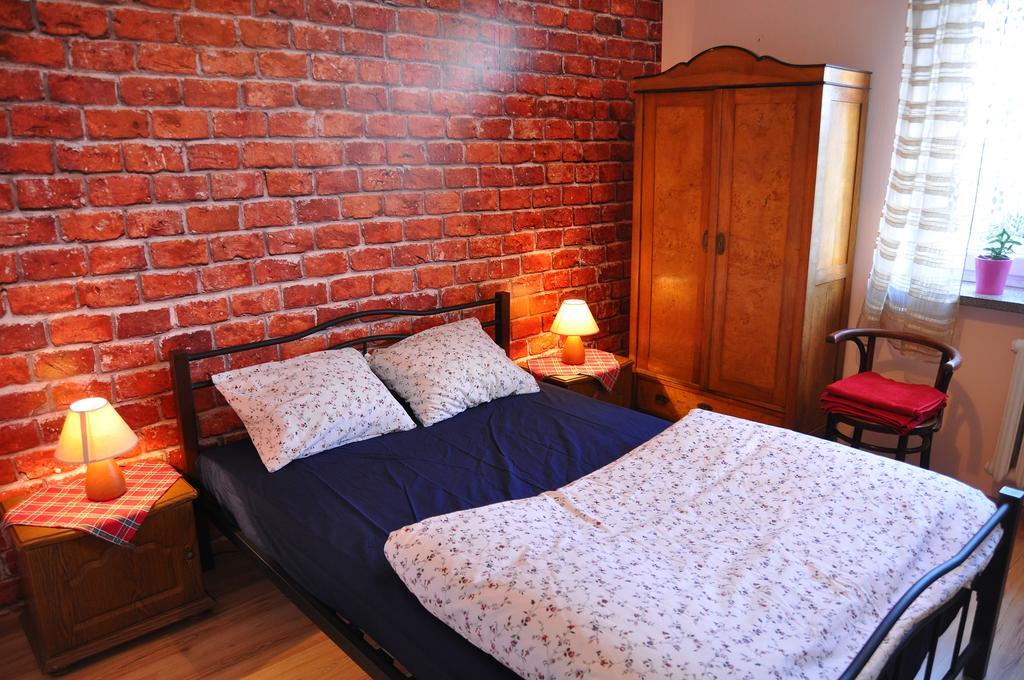 Cozy Apartment In 타르노프 외부 사진